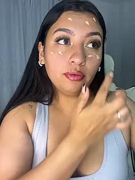 Issa Santana online show from July 18, 8:39 pm