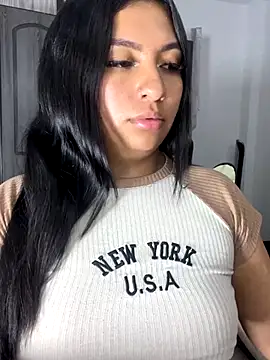 Snapshot of Issa_Santana chatting on September 20, 9:42 pm Issa Santana online show from September 20, 9:42 pm