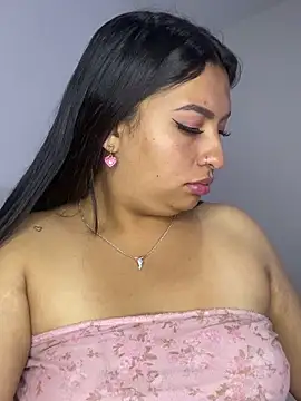 Issa Santana online show from April 5, 8:04 pm