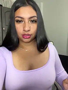 Snapshot of Issa_Santana chatting on November 7, 6:23 pm Issa Santana online show from November 7, 6:23 pm