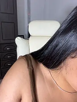 Snapshot of Issa_Santana chatting on October 13, 7:37 pm Issa Santana online show from October 13, 7:37 pm