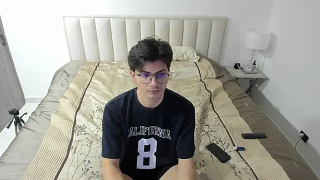 kyron  jobs online show from March 25, 5:51 am