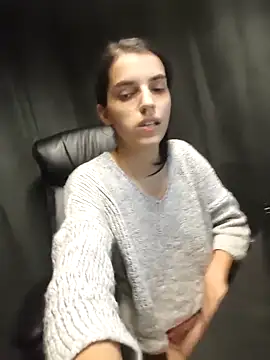 Snapshot of SweetMelodyZ chatting on November 21, 5:45 pm SweetMelodyZ online show from November 21, 5:45 pm