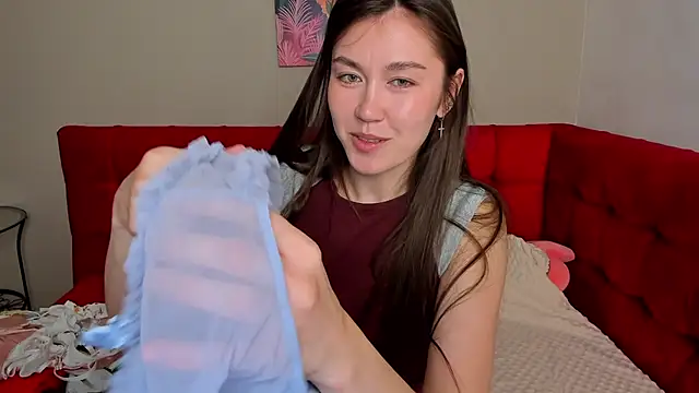 Tina Porter online show from April 8, 1:29 am