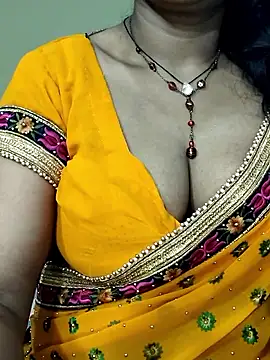 Snapshot of Hotty_Sonali chatting on September 30, 1:17 pm Hotty Sonali online show from September 30, 1:17 pm