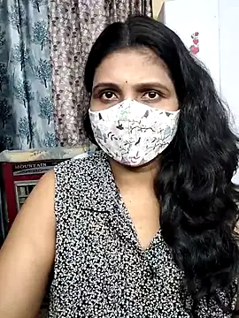 Hotty Sonali online show from May 6, 1:59 pm