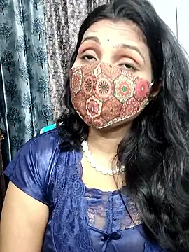 Hotty Sonali online show from April 6, 4:52 pm