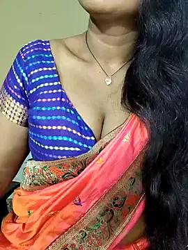 Snapshot of Hotty_Sonali chatting on October 3, 12:36 am Hotty Sonali online show from October 3, 12:36 am