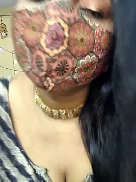 Hotty Sonali online show from October 22, 1:05 am