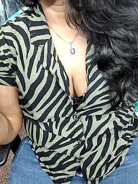 Hotty Sonali online show from April 7, 5:04 pm