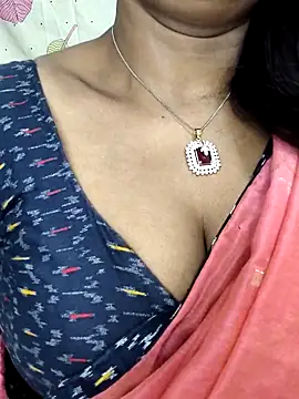 Hotty Sonali online show from December 16, 1:10 am