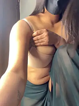 Cute-Sakhi online show from November 17, 6:01 pm