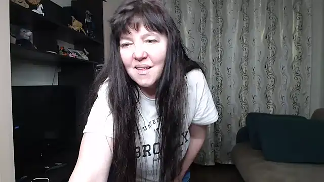 Illusionq online show from February 16, 5:06 am