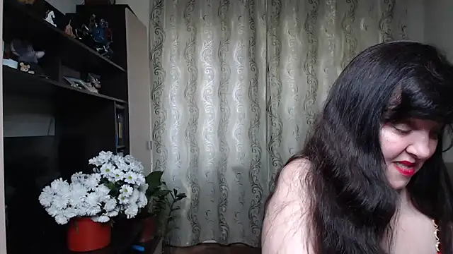 Illusionq online show from May 12, 11:05 am