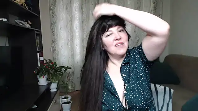 Illusionq online show from April 23, 12:29 pm