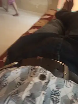 Snapshot of silvaa89 chatting on November 11, 3:45 am silvaa89 online show from November 11, 3:45 am