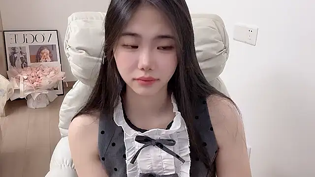 suki-1 online show from January 15, 8:51 am