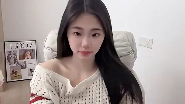 suki-1 online show from February 17, 9:06 am