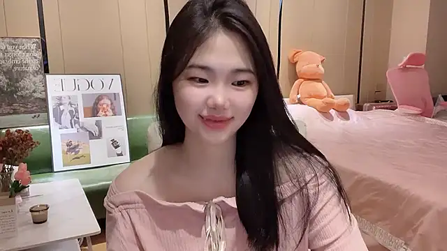 suki-1 online show from September 30, 5:35 am