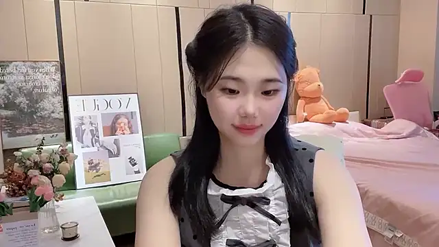 suki-1 online show from October 9, 7:53 am