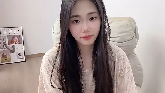 Snapshot of suki-1 chatting on July 18, 12:03 pm suki-1 online show from July 18, 12:03 pm