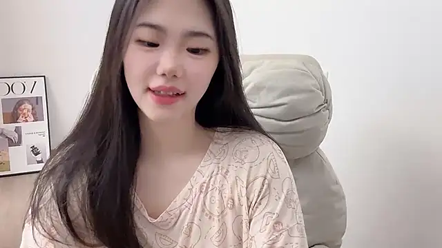 suki-1 online show from April 8, 9:55 am