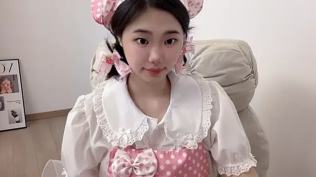 suki-1 online show from March 20, 10:38 am