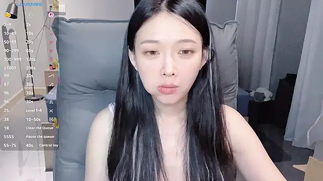 NiNi-baby520 online show from October 13, 7:32 am