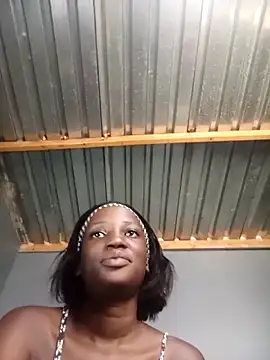 melaninbaebyy online show from April 3, 11:05 am