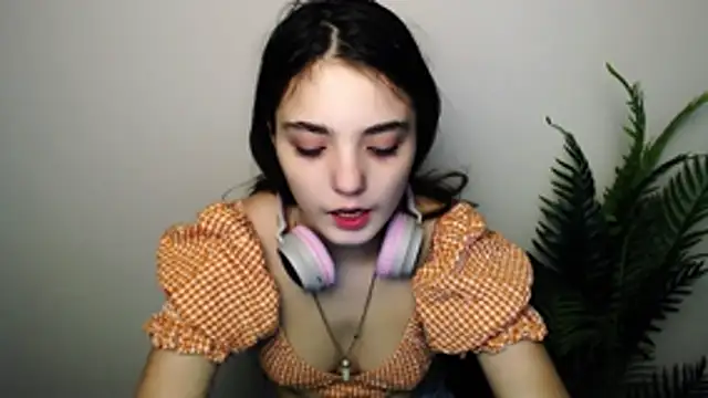 Sun Shine   online show from November 30, 11:16 pm