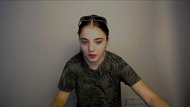 Sun Shine   online show from September 25, 7:03 am