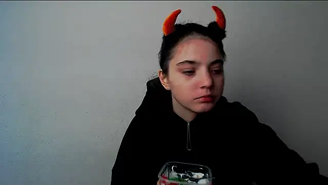 Sun Shine   online show from October 9, 10:27 am