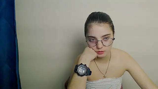 Sun Shine   online show from March 23, 10:09 pm