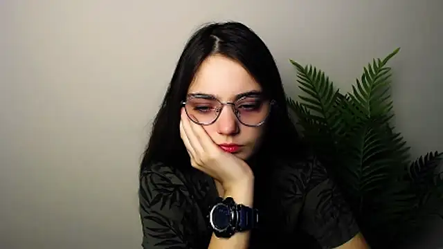 Sun Shine   online show from December 4, 10:53 pm