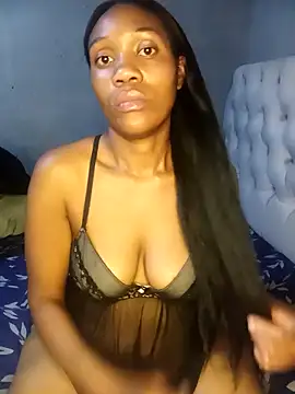 Snapshot of 0023doja chatting on February 8, 1:36 am 0023doja online show from February 8, 1:36 am