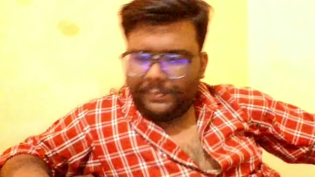 Snapshot of brownbear6 chatting on October 27, 6:42 pm brownbear6 online show from October 27, 6:42 pm