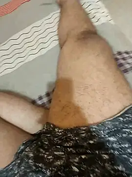 Snapshot of brownbear6 chatting on November 27, 2:17 pm brownbear6 online show from November 27, 2:17 pm