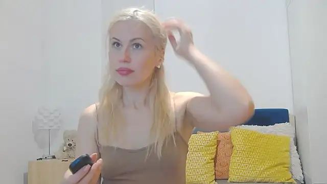 Snapshot of Lika_Soul chatting on October 24, 3:11 pm Lika Soul online show from October 24, 3:11 pm