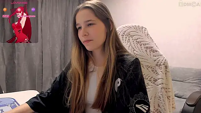 Snapshot of ValerieBubbles chatting on December 14, 7:08 pm ValerieBubbles online show from December 14, 7:08 pm