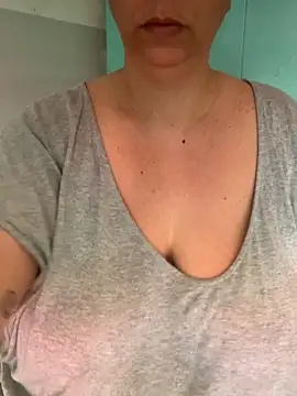 LupeLok online show from October 1, 2:54 pm