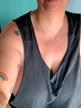 LupeLok online show from September 18, 4:54 pm