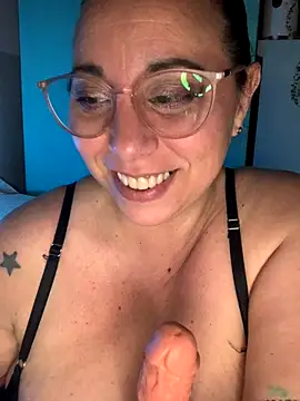 LupeLok online show from September 19, 5:00 am