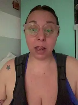 LupeLok online show from October 22, 4:50 pm