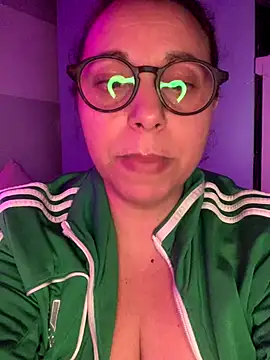 LupeLok online show from November 8, 4:38 am