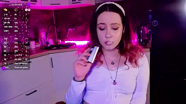 NanaMoonlight online show from March 19, 9:04 pm