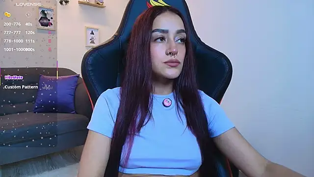 Snapshot of ViolethRosse chatting on September 24, 7:53 pm ViolethRosse online show from September 24, 7:53 pm