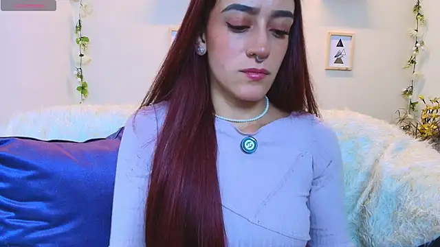 ViolethRosse online show from April 28, 1:15 am