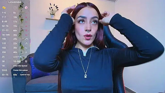 ViolethRosse online show from December 19, 6:32 pm