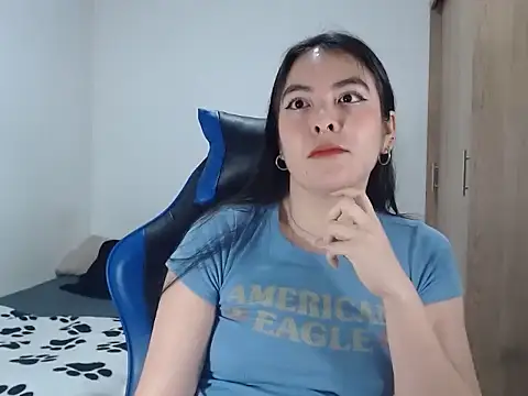 EloiseJun online show from September 18, 7:28 pm