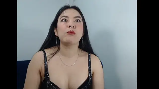 EloiseJun online show from May 25, 6:12 am